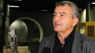 DFB-Präsident Niersbach besucht Fußballmuseum