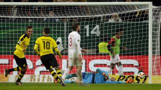 Highlights:  FC Augsburg vs. Borussia Dortmund