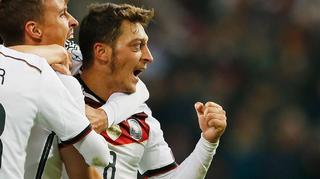 Mesut Özil - der Nationalspieler des Jahres 2015 im Fokus
