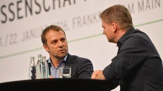 3. DFB-Wissenschaftskongress: Begrüßung	und Gespräch mit Sportdirektor Hansi Flick