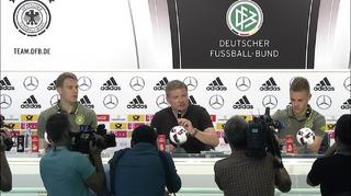 DFB Pressekonferenz zu der Euro 2016 - Achtelfinale mit Manuel Neuer und Joshua Kimmich