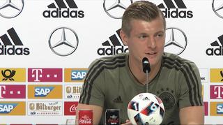DFB Pressekonferenzen zu der Euro 2016 - Viertelfinale mit O. Bierhoff, J. Boateng und T. Kroos