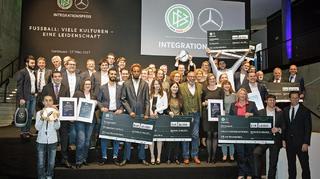 10. Integrationspreis von DFB und Mercedes-Benz verliehen