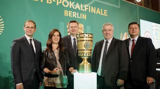 Cup Handover in Berlin