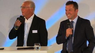 WM 1990: Matthäus und Beckenbauer albern über Schuh-Anekdote