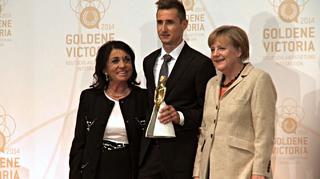 Klose erhält Integrationspreis Goldene Victoria