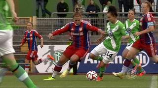 Highlights:  VfL Wolfburg vs. Bayern München