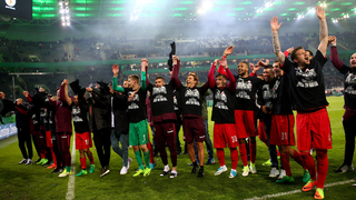 Erstes Halbfinalspiel: Mönchengladbach gegen Frankfurt