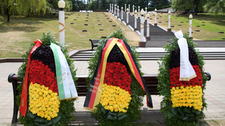 Kranzniederlegung am Memorial in Sotschi