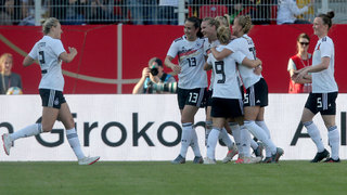 DFB-Frauen gewinnen WM-Test gegen Chile