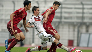 Bilder zum Spiel der U 19-Junioren gegen Spanien