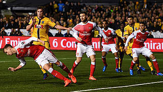 FA Cup: Mustafi mit Arsenal im Viertelfinale