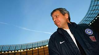 Vor zehn Jahren: Favre wird Hertha-Trainer