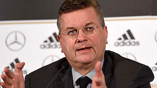 DFB-Präsident gibt Gnadengesuch von Hansa Rostock statt