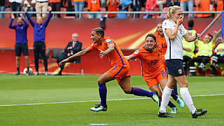Niederlande startet mit Sieg in Heim-EM