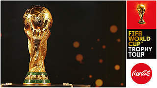 Mach' ein Foto mit dem original FIFA WM-Pokal