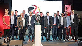 Welt- und Europameister trommeln für EURO 2024 in Deutschland