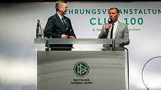 DFB gratuliert 517 Vereinsmitarbeitern
