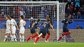 Gastgeber Frankreich startet furios in WM