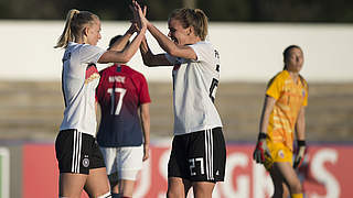 4:0 gegen Norwegen: DFB-Frauen im Finale
