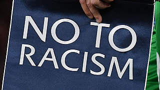 Was unternimmt der DFB gegen Rassismus und Diskriminierung?
