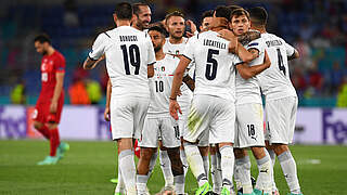 Gala zum Auftakt: Italien besiegt Türkei 3:0