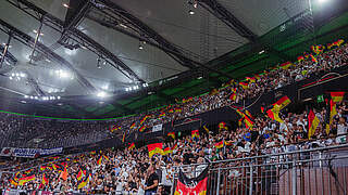 Öffnung für Fanclubs: DFB erweitert Angebote für Fans