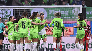 Wolfsburg triumphiert im Topspiel