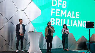 Erfolgreiches Projekt DFB Female Brilliance Inside am Campus