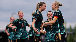 U 16-Juniorinnen feiern klaren Sieg in Belgien