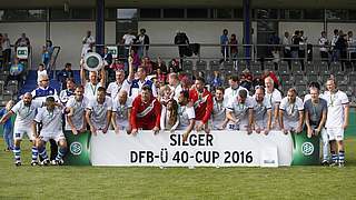 DFB-Ü 40-Cup: Blau-Weiß 90 holt den Titel