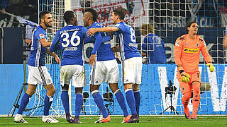 Drei Tore in sechs Minuten: Schalke gewinnt