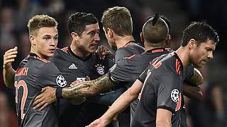 2:1 in Eindhoven: Lewandowski schießt Bayern ins Achtelfinale
