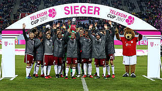 Bayern München gewinnt den Telekom Cup