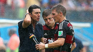 DFB-Team lässt Löw nicht im Regen stehen