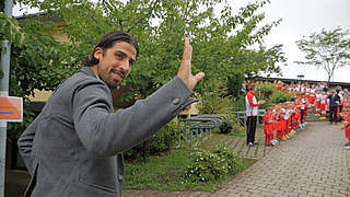 Fans feiern Weltmeister Khedira in seinem Heimatort Fellbach