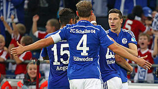 Di Matteo siegt bei Schalke-Debüt - VfB punktet nach 0:3