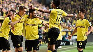 Dortmund holt sich Spitze zurück