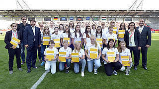 DFB-Junior-Coach-Ausbildung: 24 Schülerinnen erfolgreich