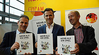 Mehr als ein Spiel: Begleitbuch zum Deutschen Fußballmuseum vorgestellt