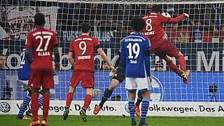 Meyers Treffer reicht nicht - Kruse und Wolfsburg feiern Kantersieg