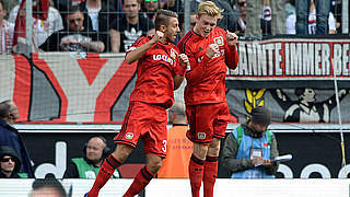 Brandt trifft, Leverkusen siegt weiter
