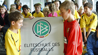 Eliteschulen des Fußballs in Düsseldorf, Erfurt und Wolfsburg
